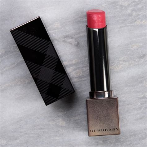 Burberry Pomegranate (253) Kisses Sheer Lipstick Review